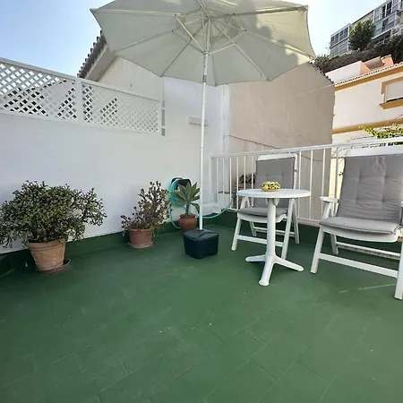 Casa La Raspa 2 Minutos De La Playa Bajondillo Holiday home *