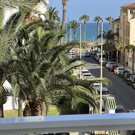 Casa La Raspa 2 Minutos De La Playa Bajondillo Holiday home Torremolinos